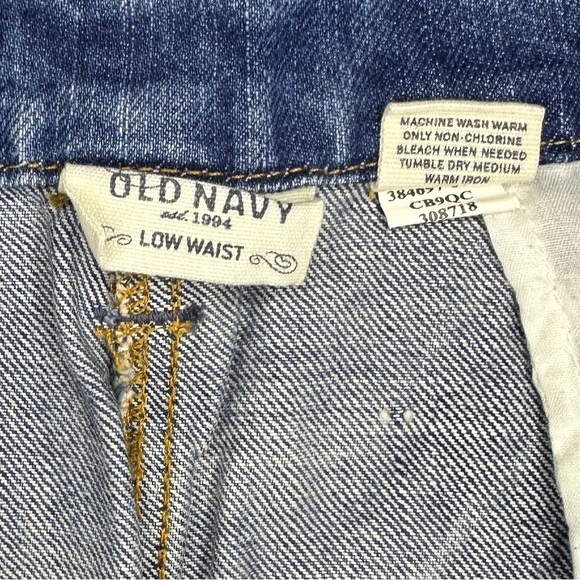 Old Navy Distressed Classic Denim Pencil Skirt size 20 - Picture 5 of 7